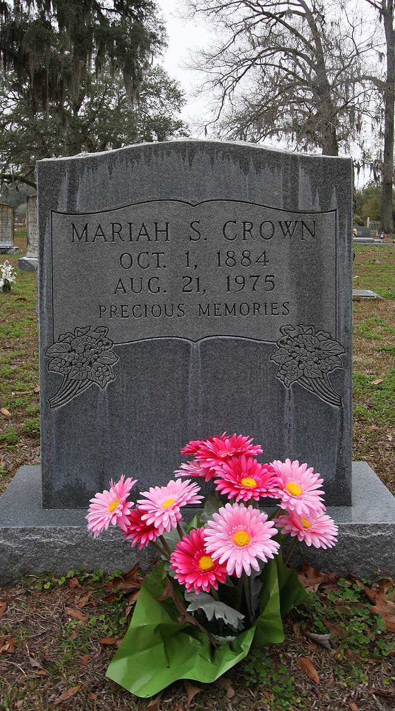 Mariah S Crown Gravestone Photo