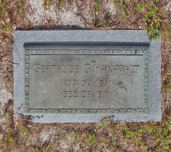 Gertrude G. Hanawalt Gravestone Photo