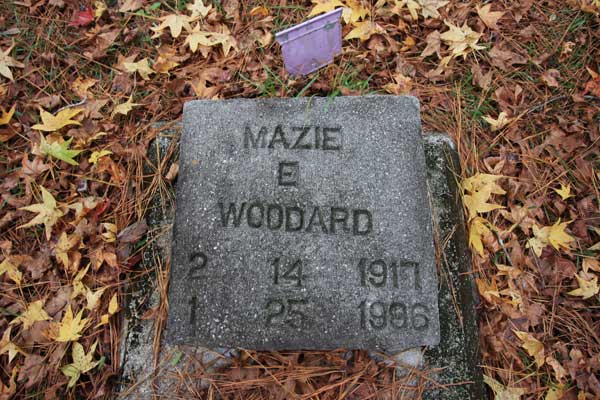 Mazie E. Woodard Gravestone Photo