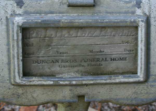 Lillian Phillips Gravestone Photo