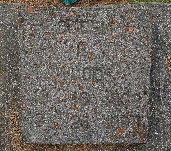 Queen E. Woods Gravestone Photo