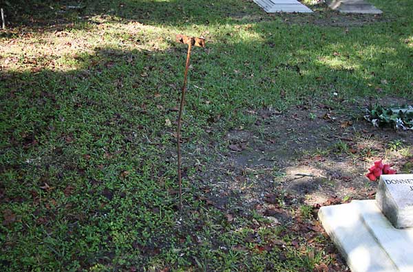  Unknown Gravestone Photo