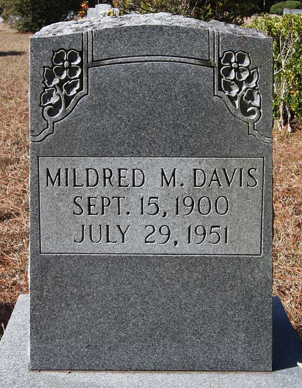 Mildred M. Davis  Gravestone Photo