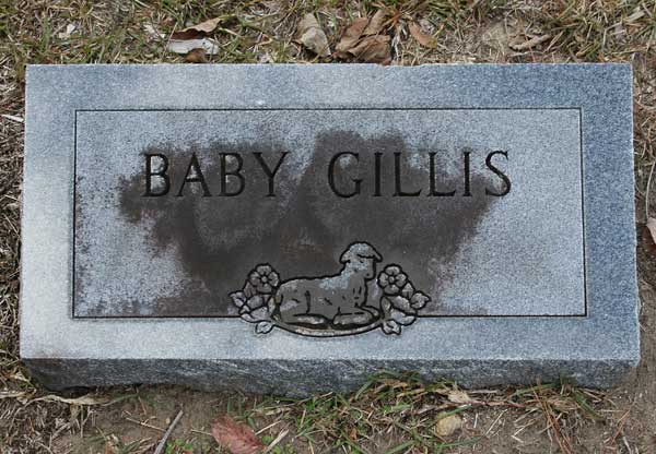 Baby Gillis Gravestone Photo