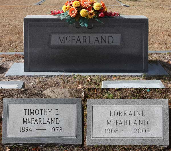 Timothy E. & Lorraine McFarland Gravestone Photo