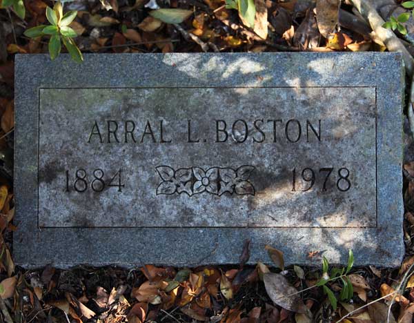 Arral L. Boston Gravestone Photo