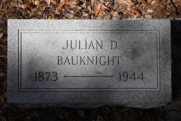 Julian D. Bauknight Gravestone Photo