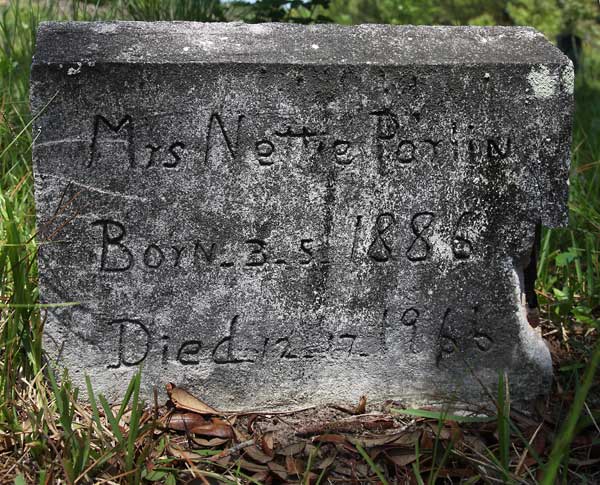 Mrs. Nettie Parlin Gravestone Photo