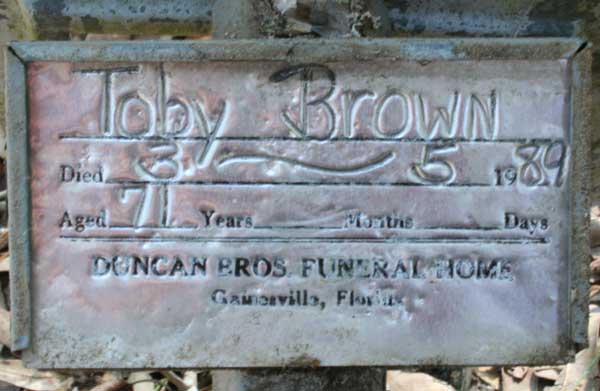 Toby Brown Gravestone Photo