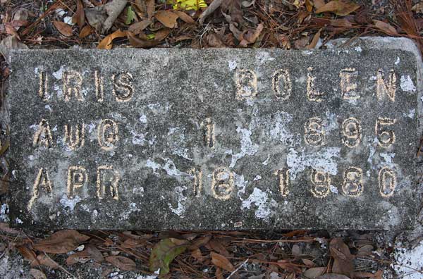 Iris Bolen Gravestone Photo