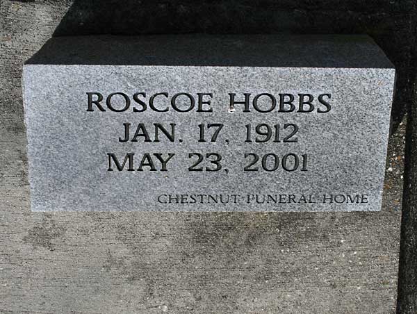 ROSCOE HOBBS Gravestone Photo