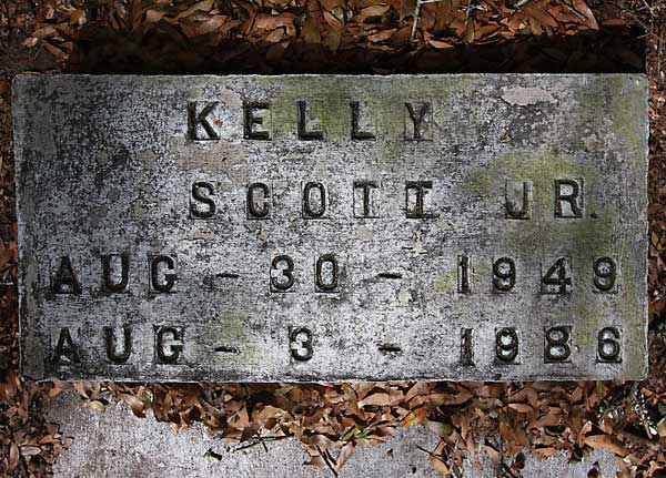 KELLY SCOTT Gravestone Photo