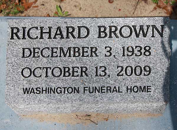 RICHARD BROWN Gravestone Photo