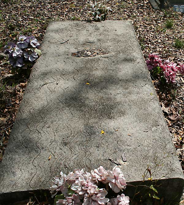  UNKNOWN Gravestone Photo