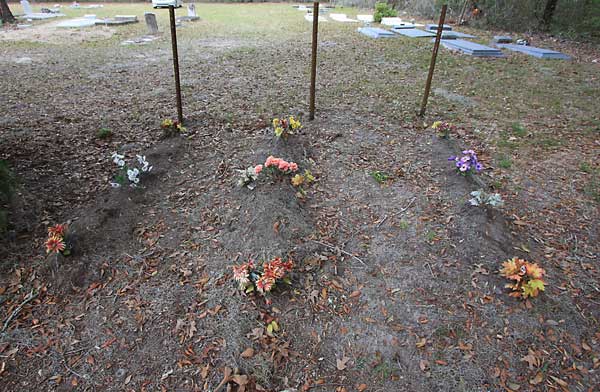  UNKNOWN Gravestone Photo