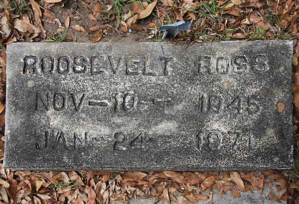 Roosevelt Ross Gravestone Photo