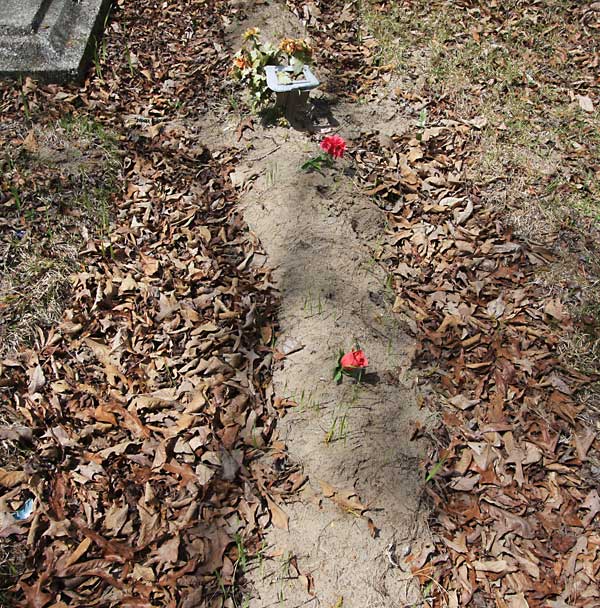  UNKNOWN Gravestone Photo