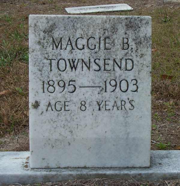 Maggie B Townsend Gravestone Photo