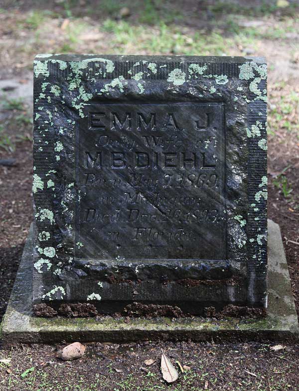 Emma J. Diehl Gravestone Photo