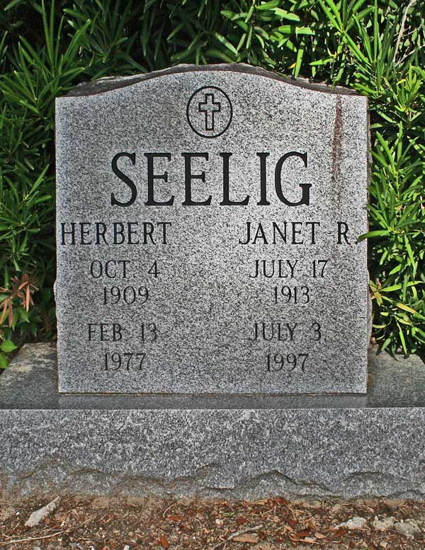 Herbert & Janet R. Selig Gravestone Photo