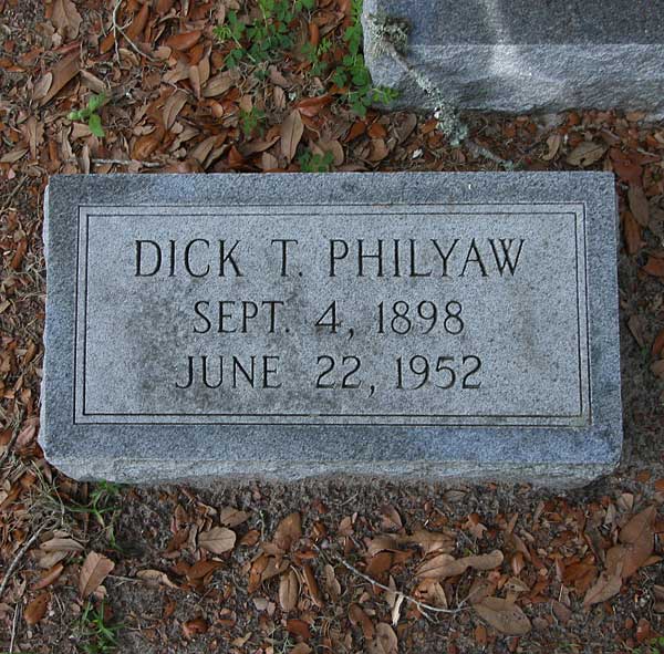 Dick T. Philyaw Gravestone Photo