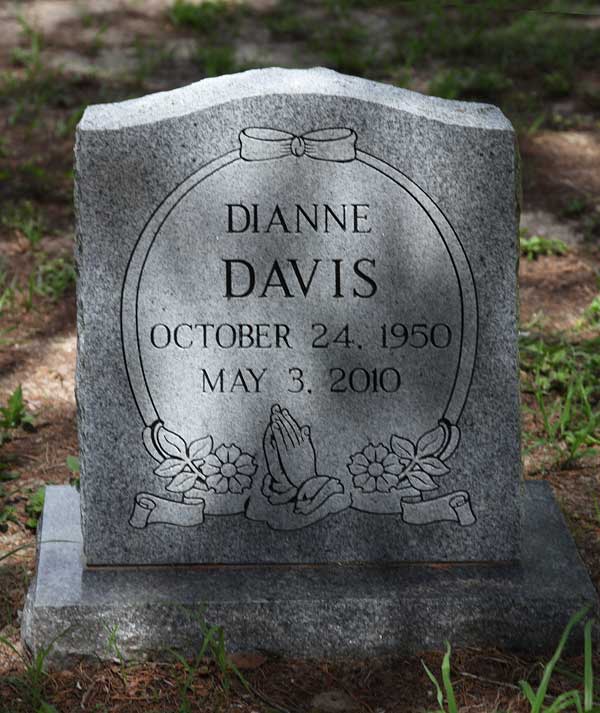 Dianne Davis Gravestone Photo