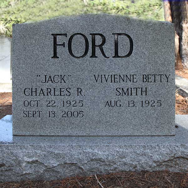 Charles R. & Vivienne Betty Smith Ford Gravestone Photo