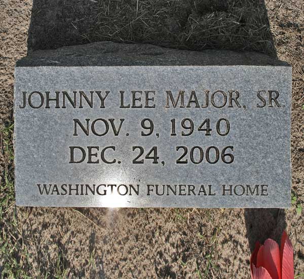 Johnny Lee Major Gravestone Photo