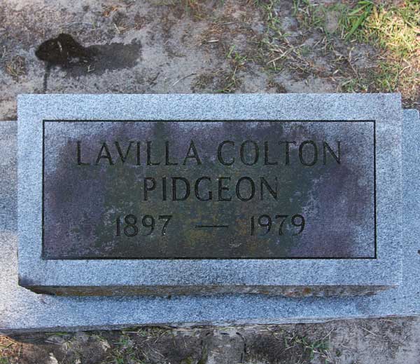Lavilla Colton Pidgeon Gravestone Photo