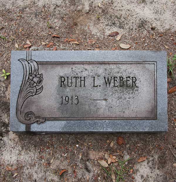 Ruth L. Weber Gravestone Photo