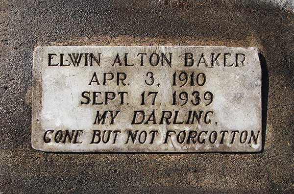 Elwin Alton Baker Gravestone Photo
