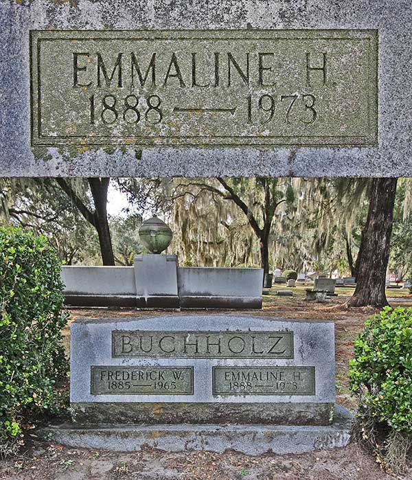 Emmaline H. Buchholz Gravestone Photo