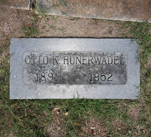 Otto K. Hunerwadel Gravestone Photo