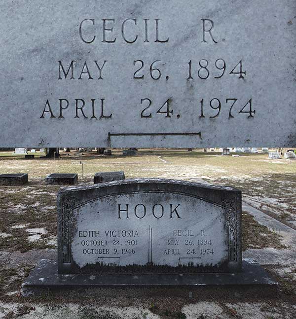 Cecil R. Hook Gravestone Photo