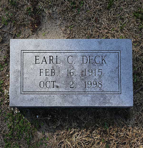 Earl C. Deck Gravestone Photo
