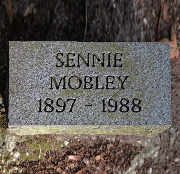 Sennie Mobley Gravestone Photo