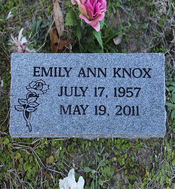 Emily Ann Knox Gravestone Photo