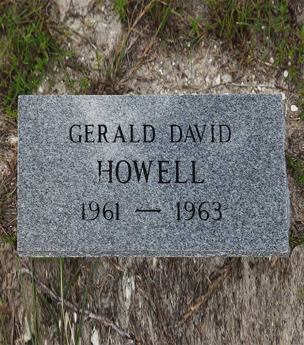 Gerald David Howell Gravestone Photo