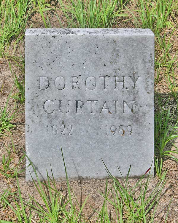 Dorothy Curtain Gravestone Photo