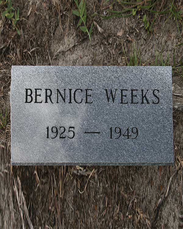 Bernice Weeks Gravestone Photo