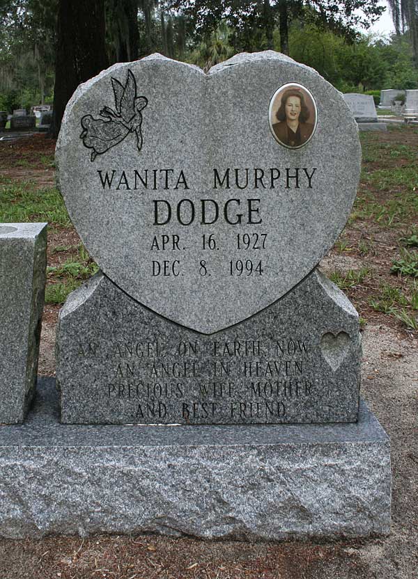 Wanita Murphy Dodge Gravestone Photo