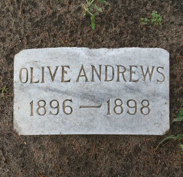 Olive Andrews Gravestone Photo