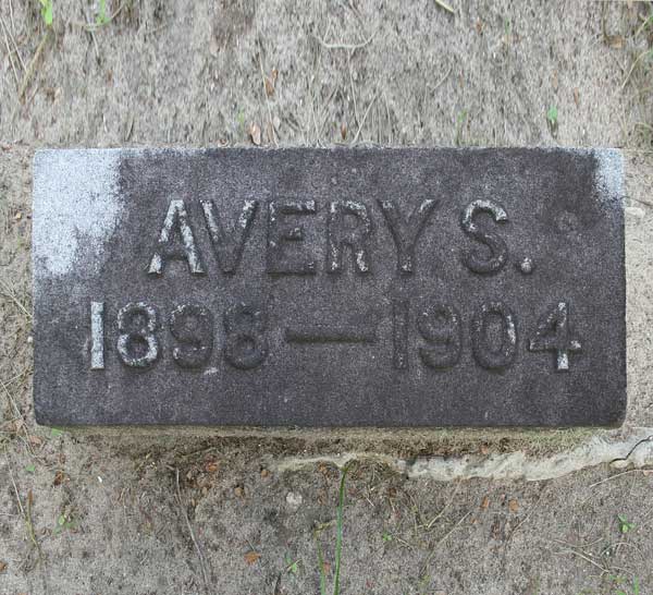 Avery S. Gracy Gravestone Photo