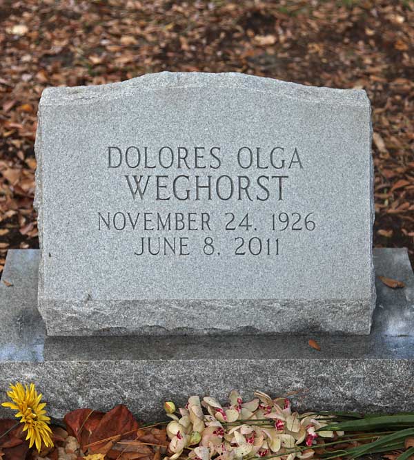 Dolores Olga Weghorst Gravestone Photo