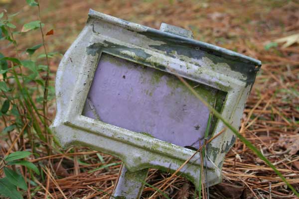  Unknown Gravestone Photo