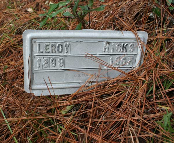 Leroy Hicks Gravestone Photo