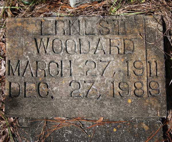 Ernest Woodard Gravestone Photo