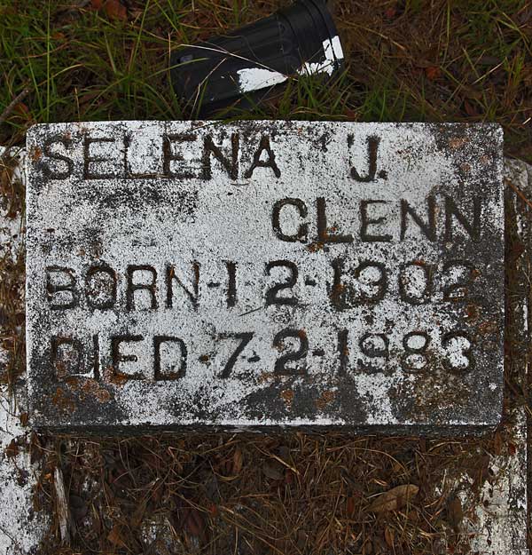 Selena J. Glenn Gravestone Photo