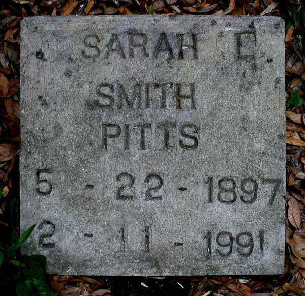 Sarah L. Smith Pitts Gravestone Photo