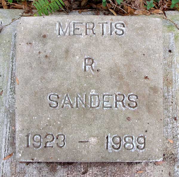 Mertis R. Sanders Gravestone Photo